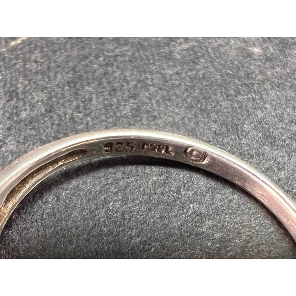 Vintage Celtic knot work sterling silver ring size 8 - Picture 14 of 16